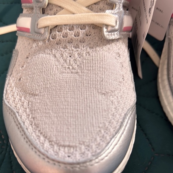 Adidas Disney 100 ultra boost - Picture 2 of 8